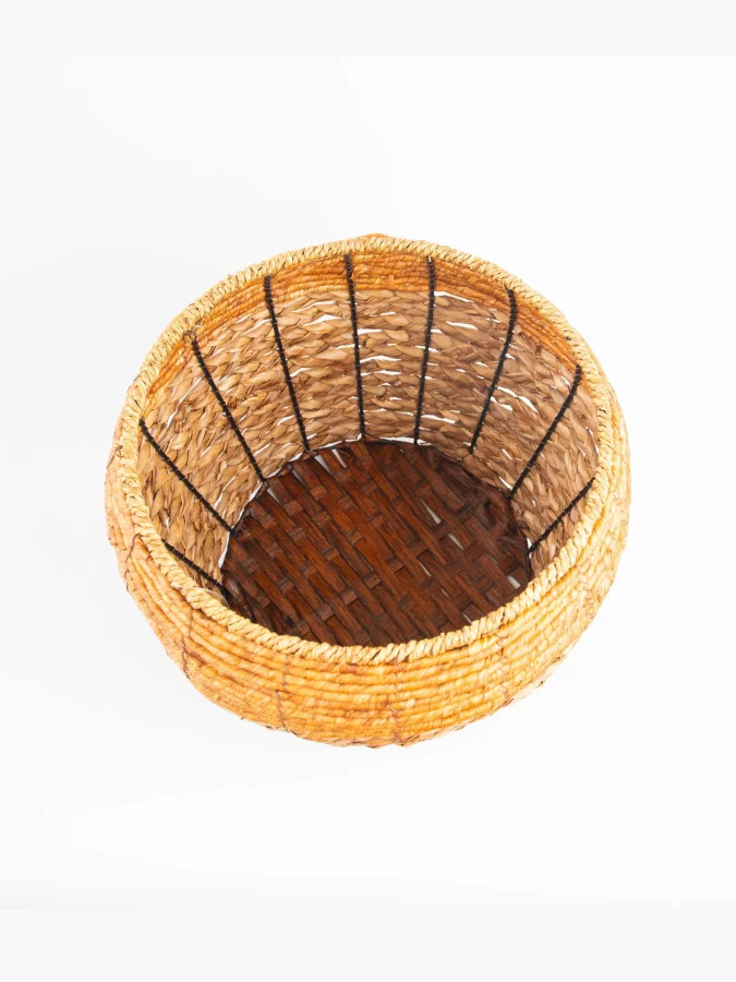 Item International -... 2