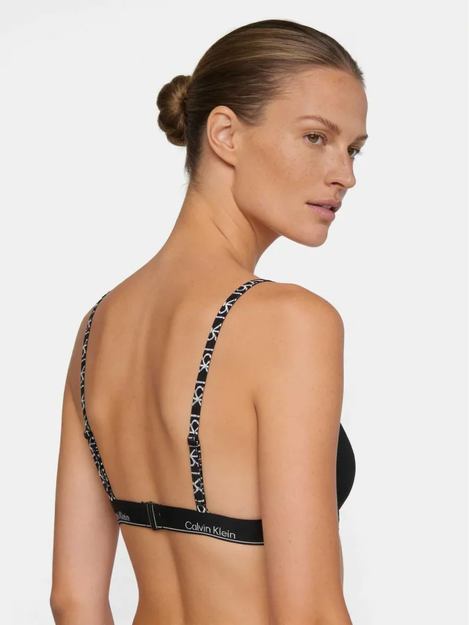 CALVIN KLEIN - TRIANGLE 2