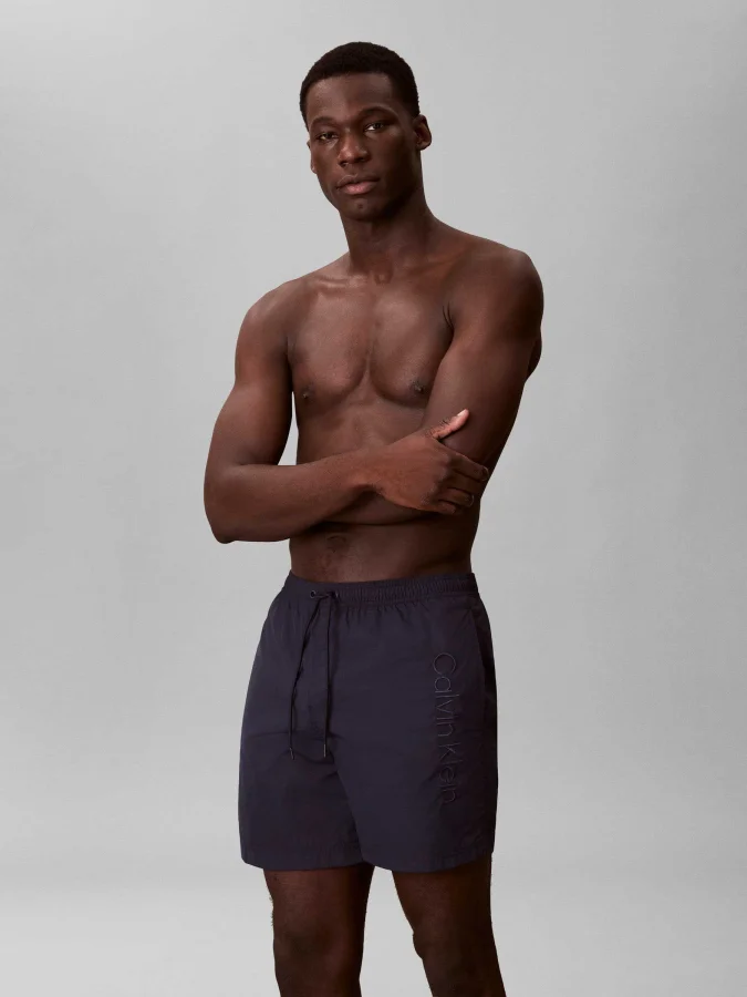 CALVIN KLEIN - MEDIUM...