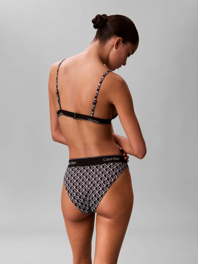 CALVIN KLEIN - BRAZILIAN 2