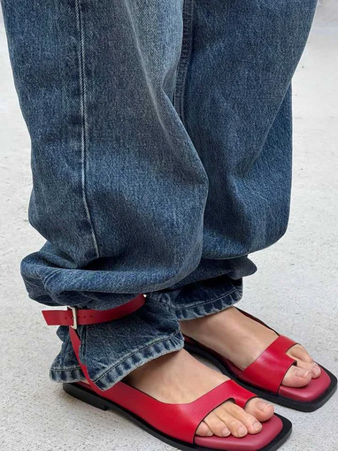 ALOHAS - Tebas Red Leather... 2