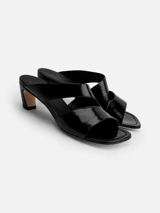 Poeve - Nala Mules 2