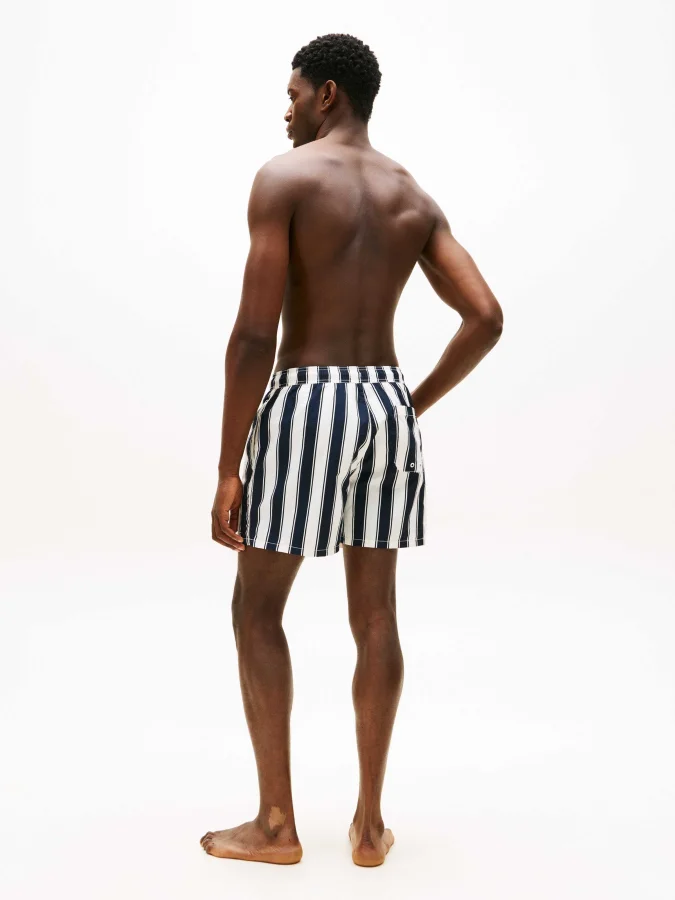 Tommy Hilfiger - MEDIUM... 2