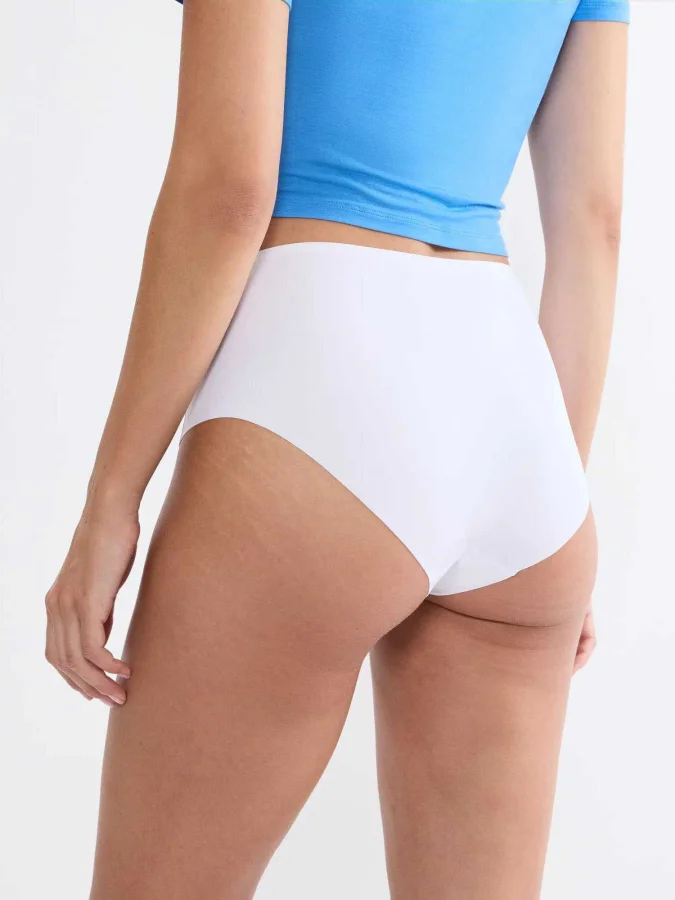 TRIUMPH - Smart Invisible Maxi 2