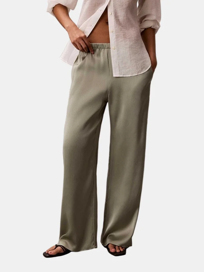 Calvin Klein - HAMMERED...