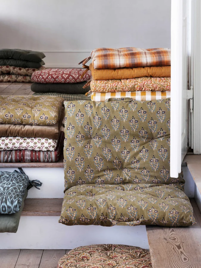 Madam Stoltz - დეკორატიული... 2