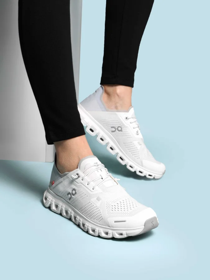 On - Cloud 6 Coast 2