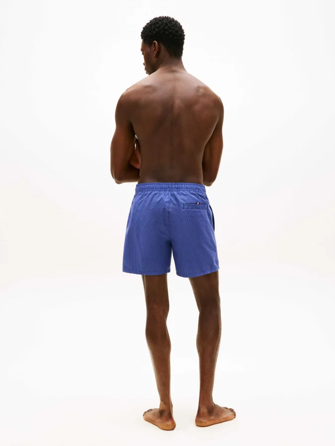 Tommy Hilfiger - MEDIUM... 2