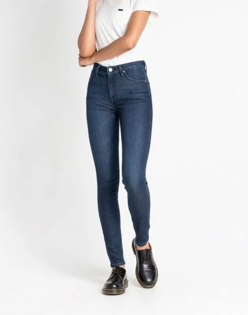 Lee - Scarlett High Lee - Scarlett High