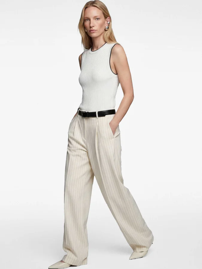 KOTON - Sleeveless Knit Blouse