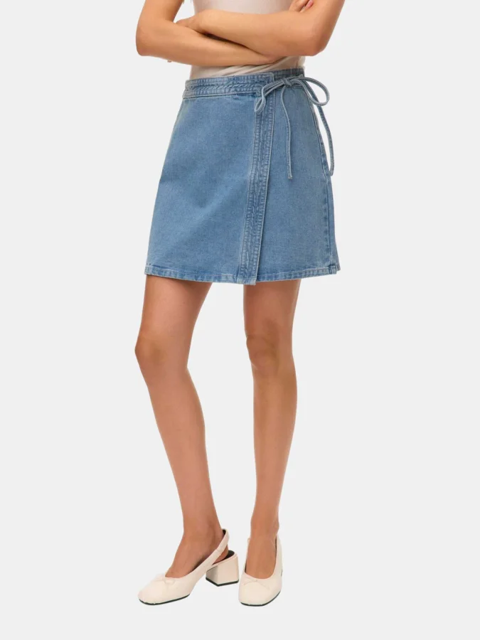 Vero Moda - VMLIZA MR SHORT...