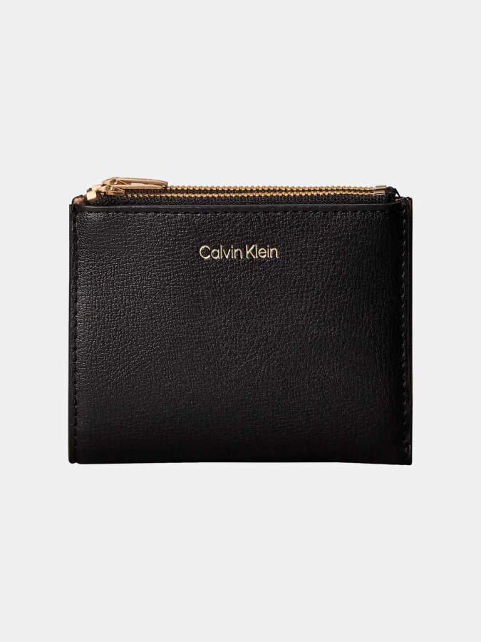 Calvin Klein - FOIL LOGO...