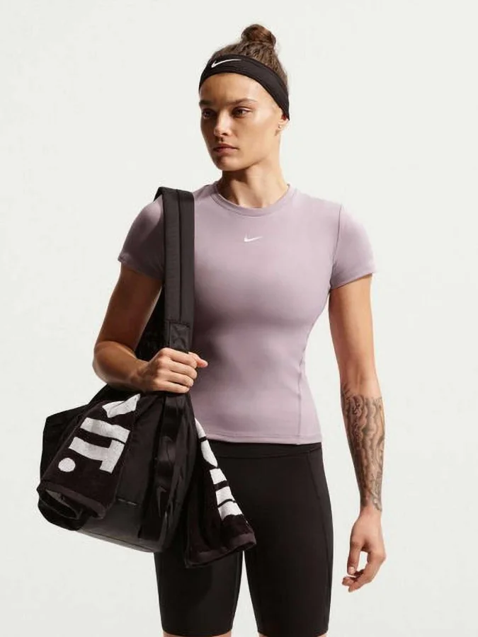 NIKE - W NK ONE FTTD SS TOP