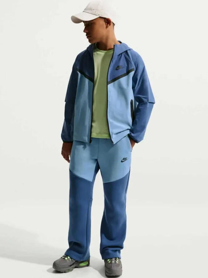 NIke - B NSW TCH WVN FZ JKT...