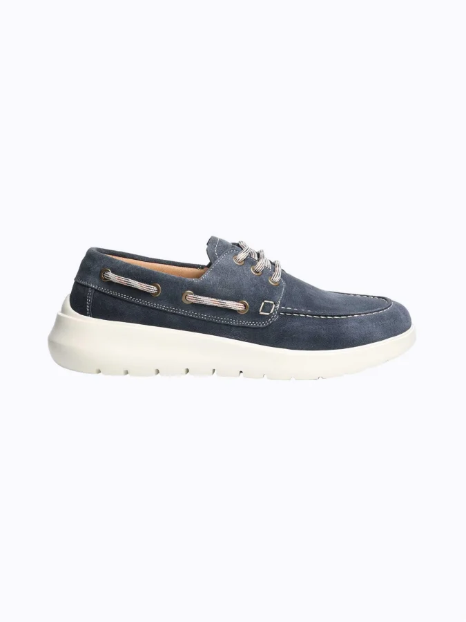 AMBITIOUS - HOVER Boat Shoe