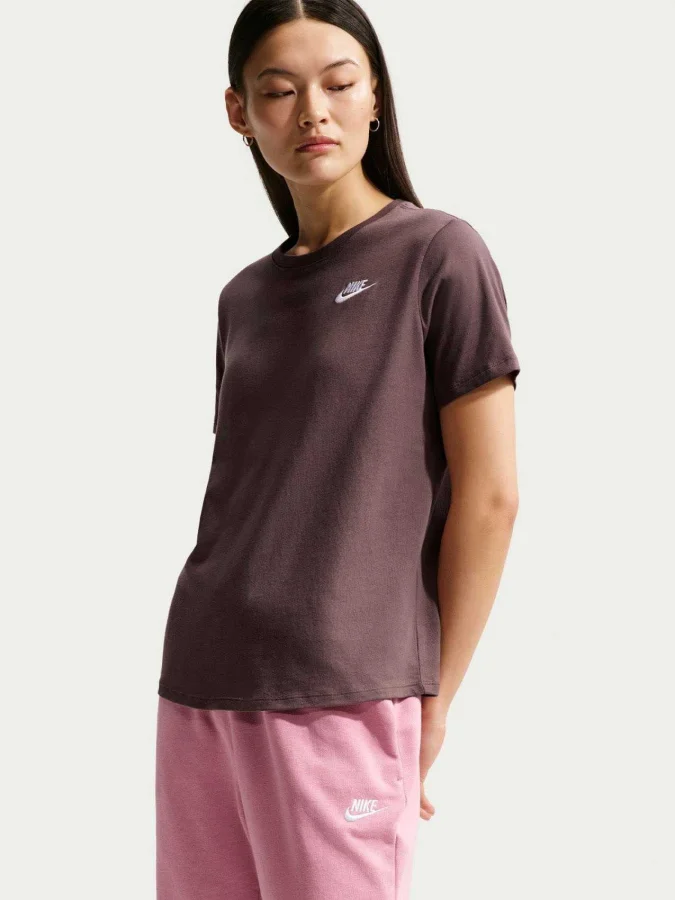 NIKE - W NSW CLUB SS TEE
