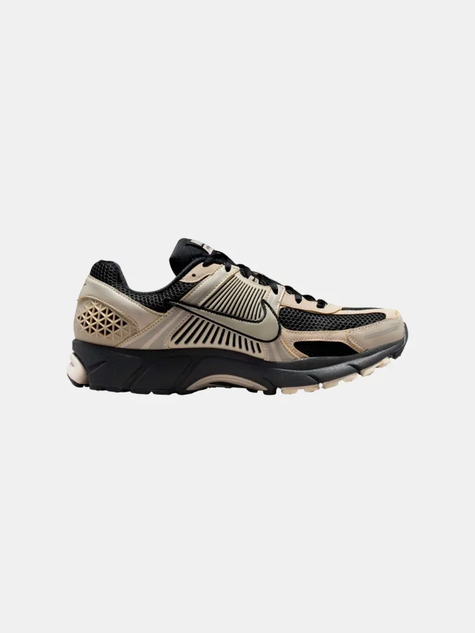 NIKE - NIKE ZOOM VOMERO 5