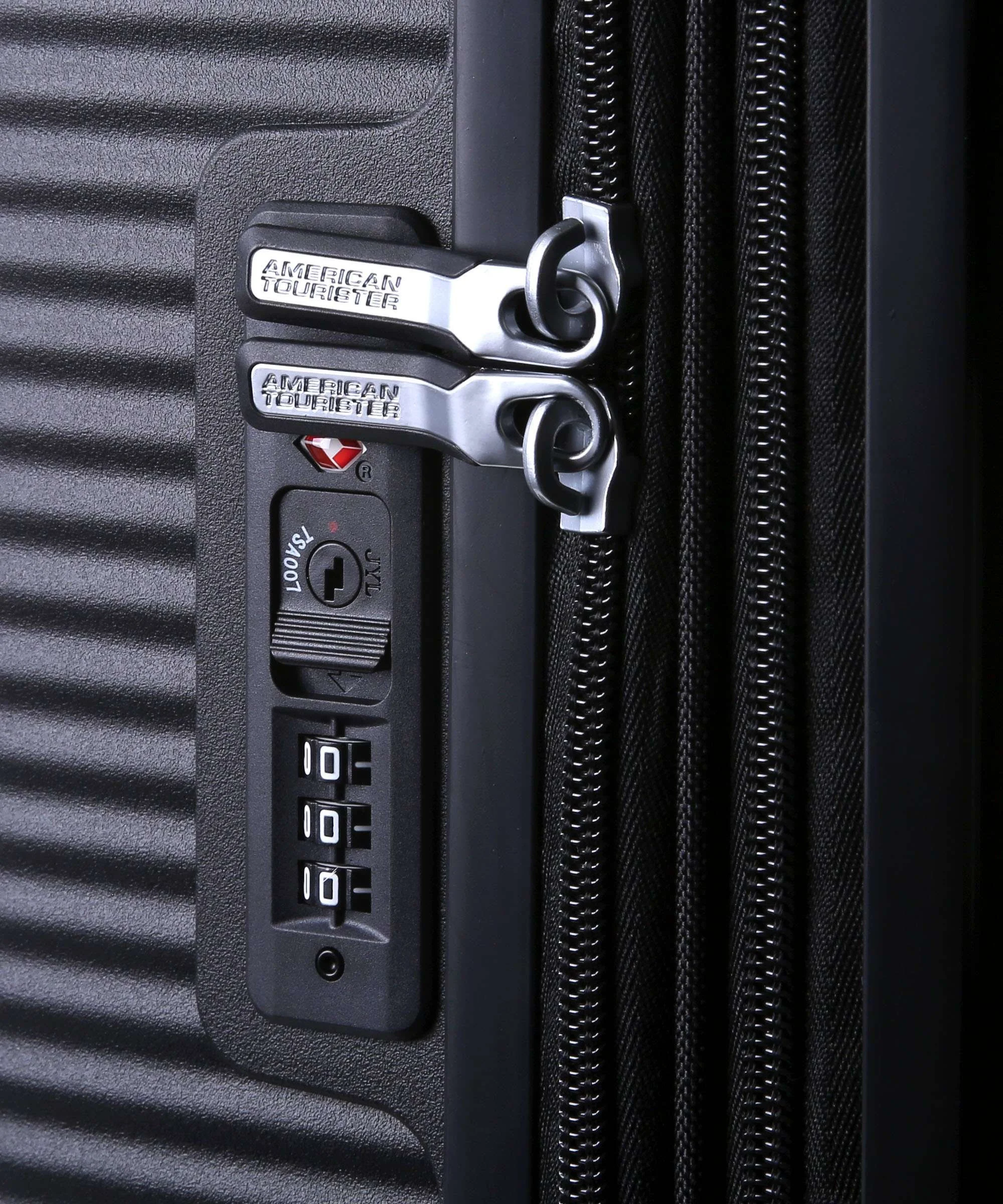 American Tourister - SOUNDBOX 77/28 American Tourister - SOUNDBOX 77/28