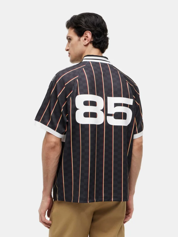 Tommy Hilfiger - COUNTRIES... 2