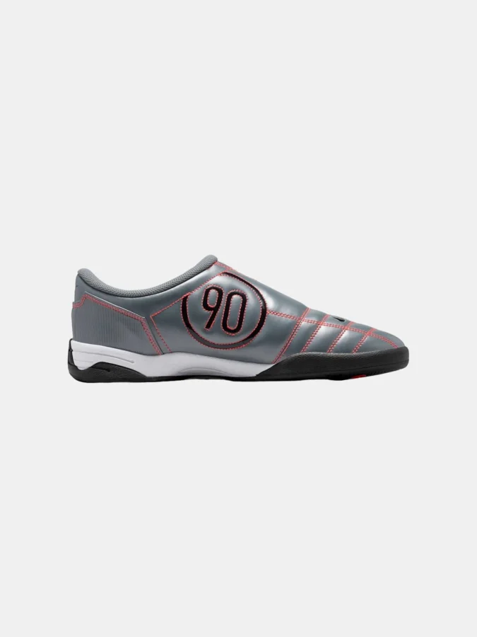 NIKE - TOTAL 90