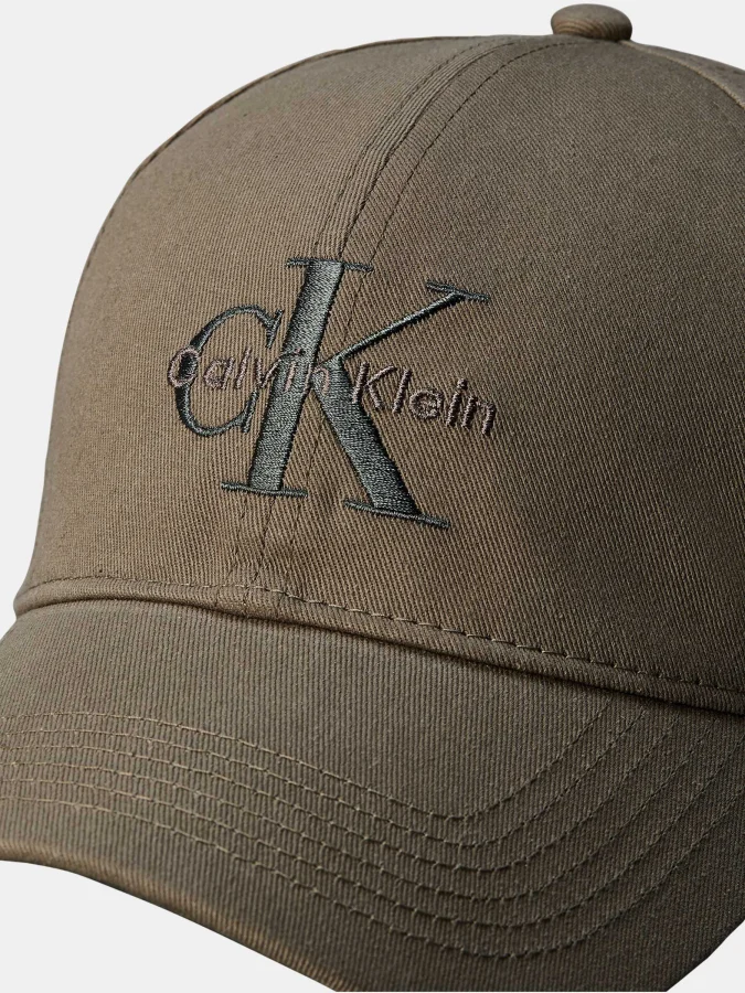 CALVIN KLEIN - MONOLOGO... 2