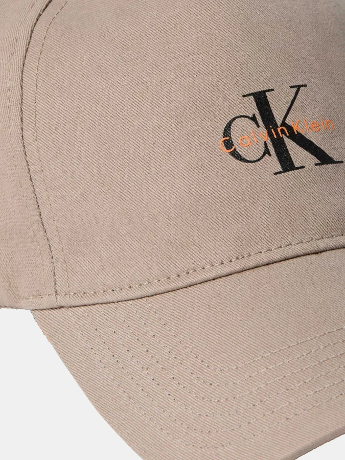 CALVIN KLEIN - MONOLOGO... 2