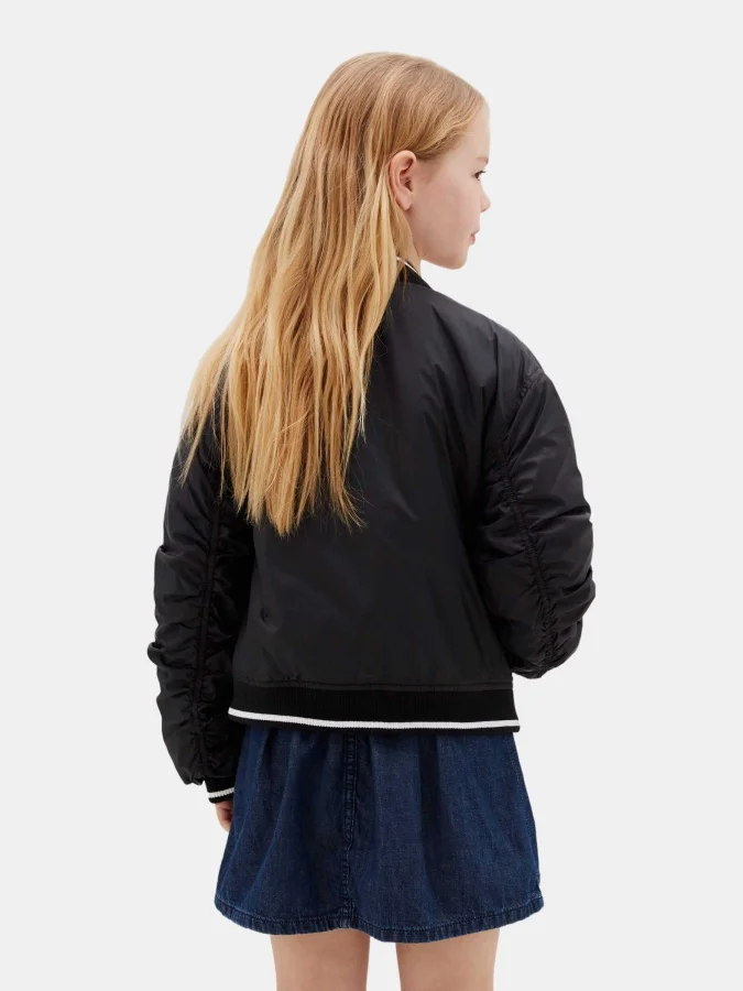 Calvin Klein - SEASONAL... 2