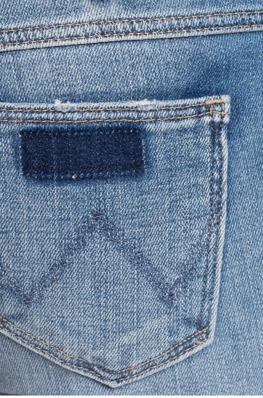 WRANGLER - COURTNEY WRANGLER - COURTNEY