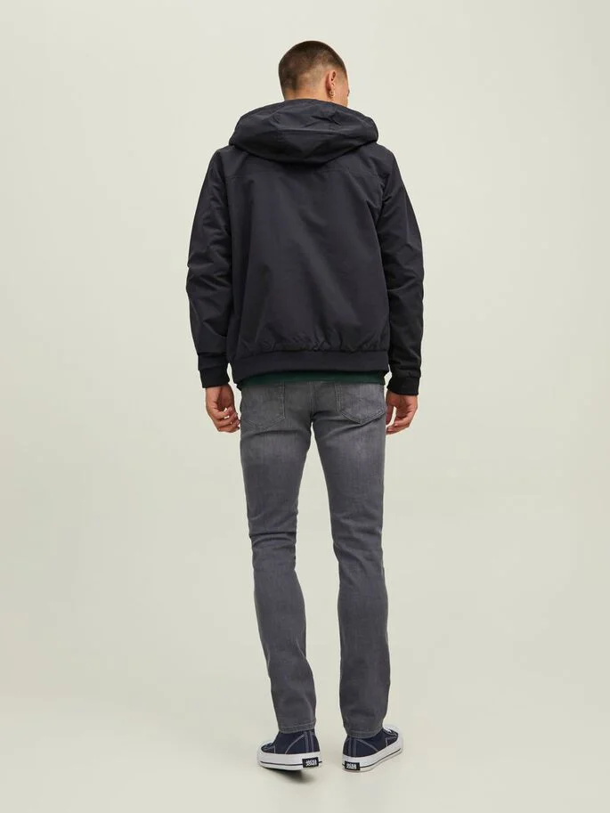 Jack & Jones - JJERUSH BLOCKING HOOD... Jack & Jones - JJERUSH BLOCKING HOOD...