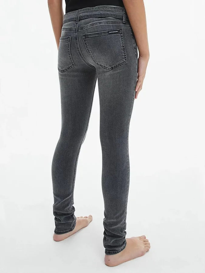 CALVIN KLEIN JEANS 2