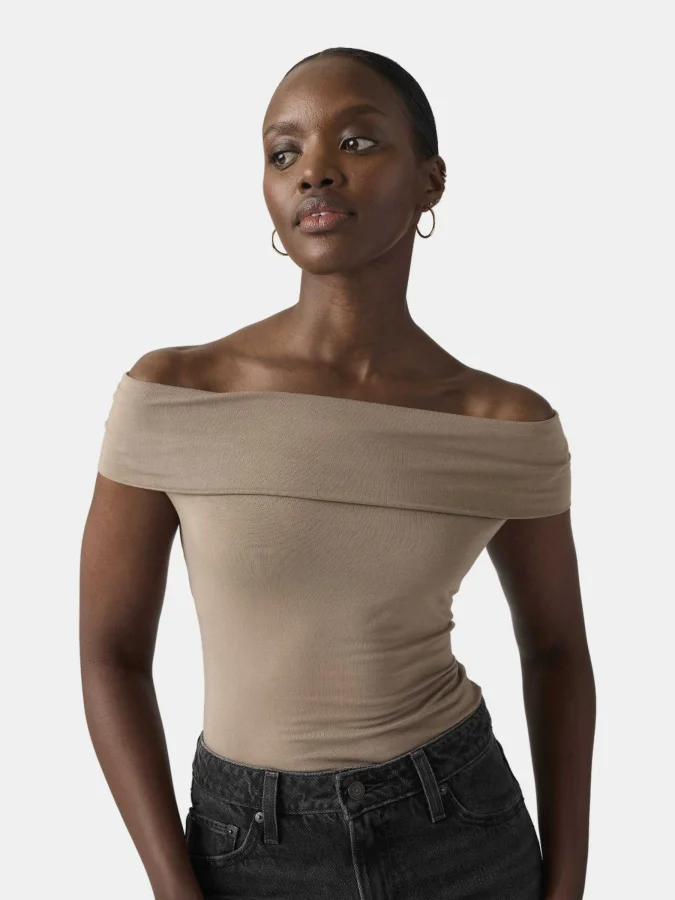 Levis® - Tori Twisted Clean...