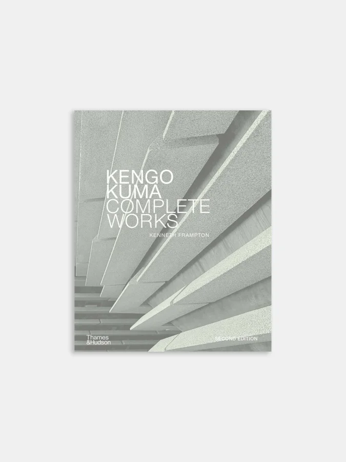 Book - Kengo Kuma. Complete...
