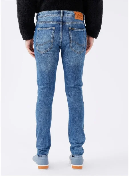 Lee - MALONE Lee - MALONE