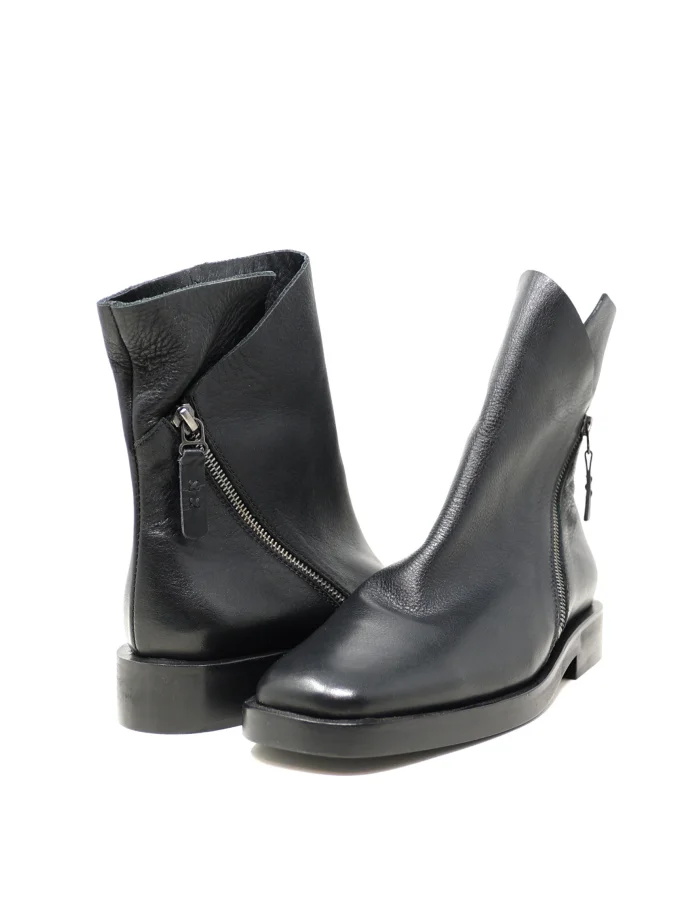 ATRIO X RUSO DANELIA