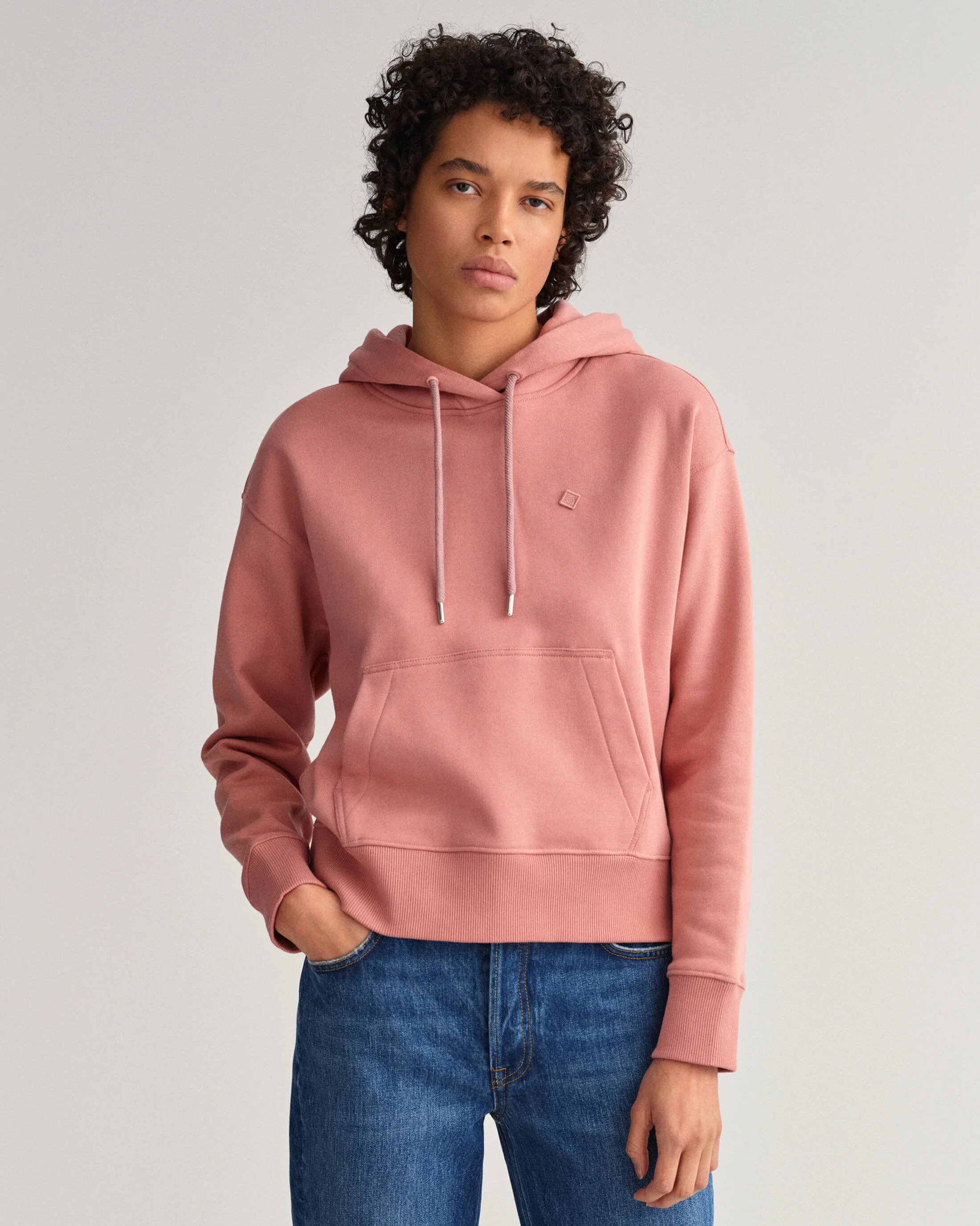 Gant - D1. ICON G ESSENTIAL HOODIE Gant - D1. ICON G ESSENTIAL HOODIE