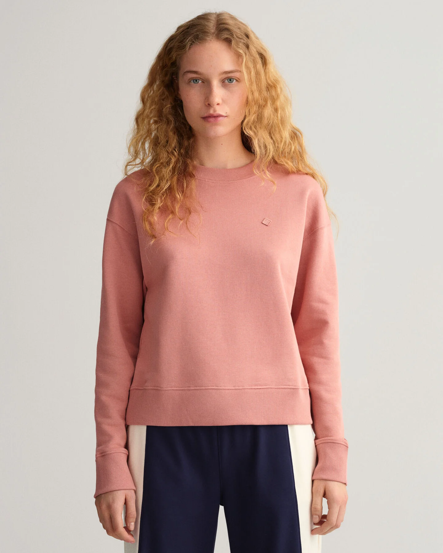 Gant - D1. ICON G ESSENTIAL C-NECK SWEAT Gant - D1. ICON G ESSENTIAL C-NECK SWEAT
