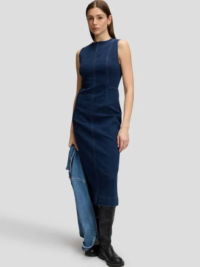 LEE - SHAPED LONG DRESS