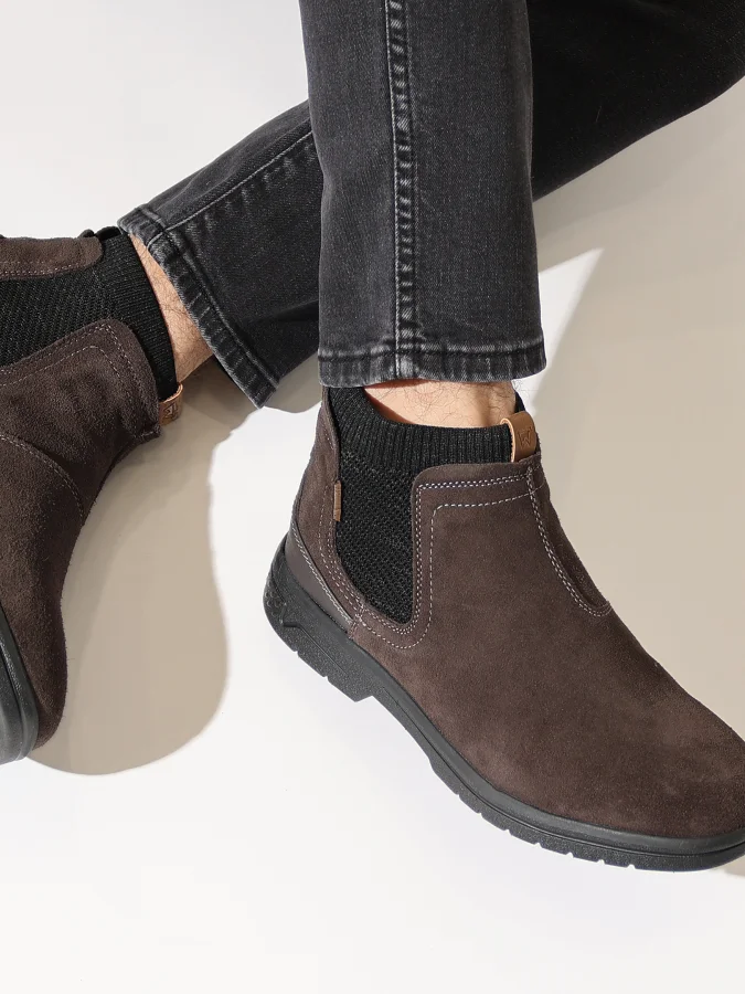 Wrangler - TASMAN CHELSEA... 2