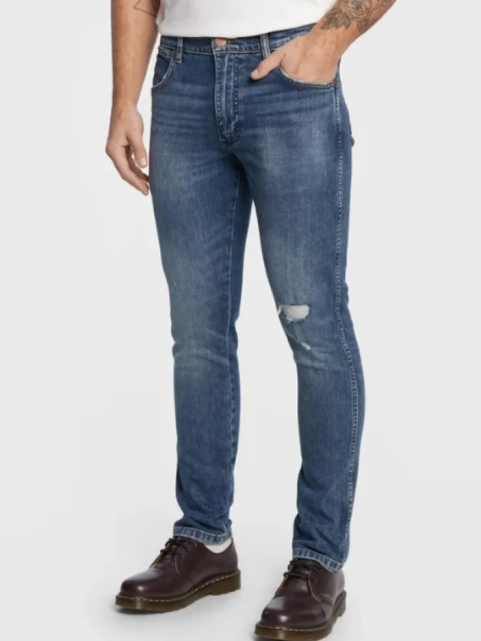 Wrangler - LARSTON 2