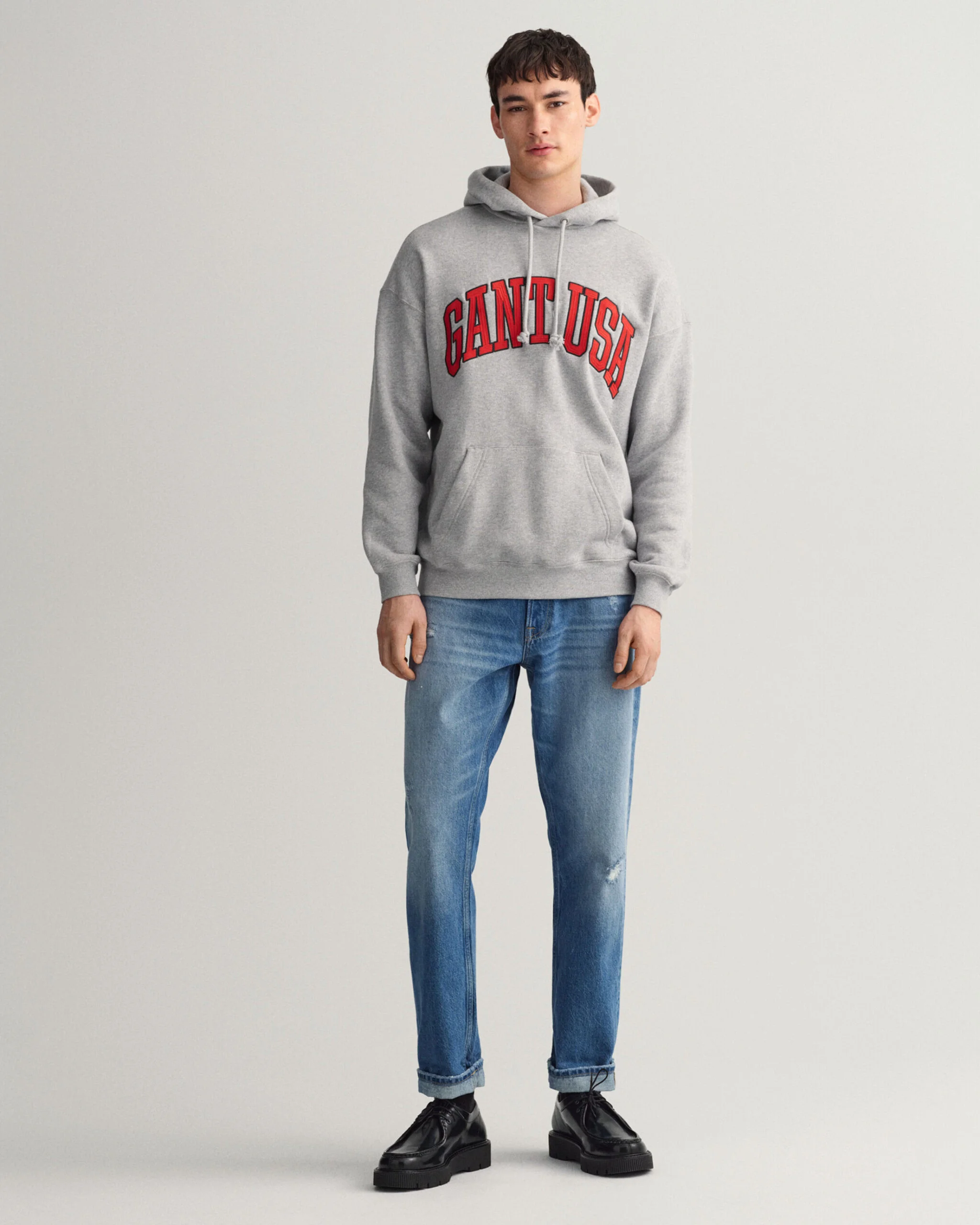 Gant - D1. WORN AND TORN JEANS Gant - D1. WORN AND TORN JEANS