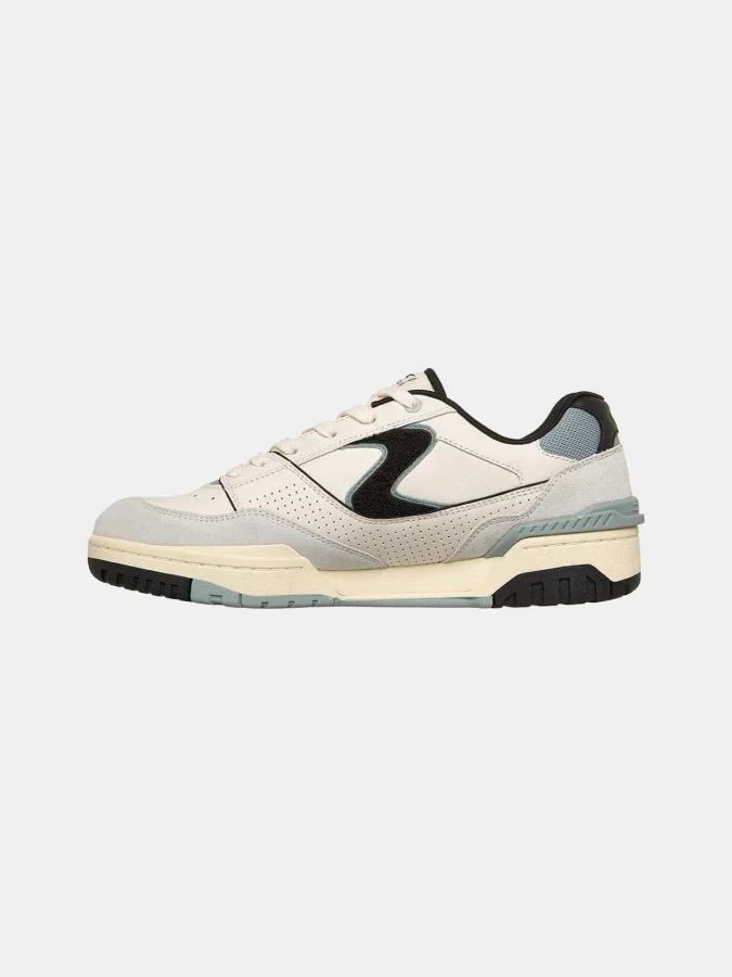 Sketchers - Court Classics... 2