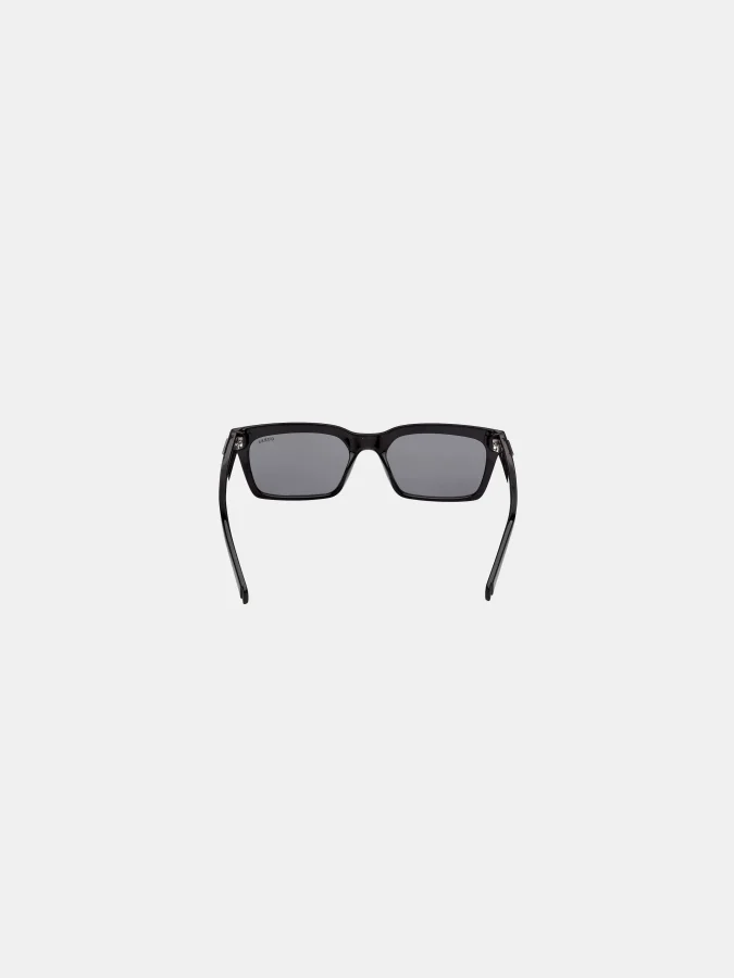 Guess 2