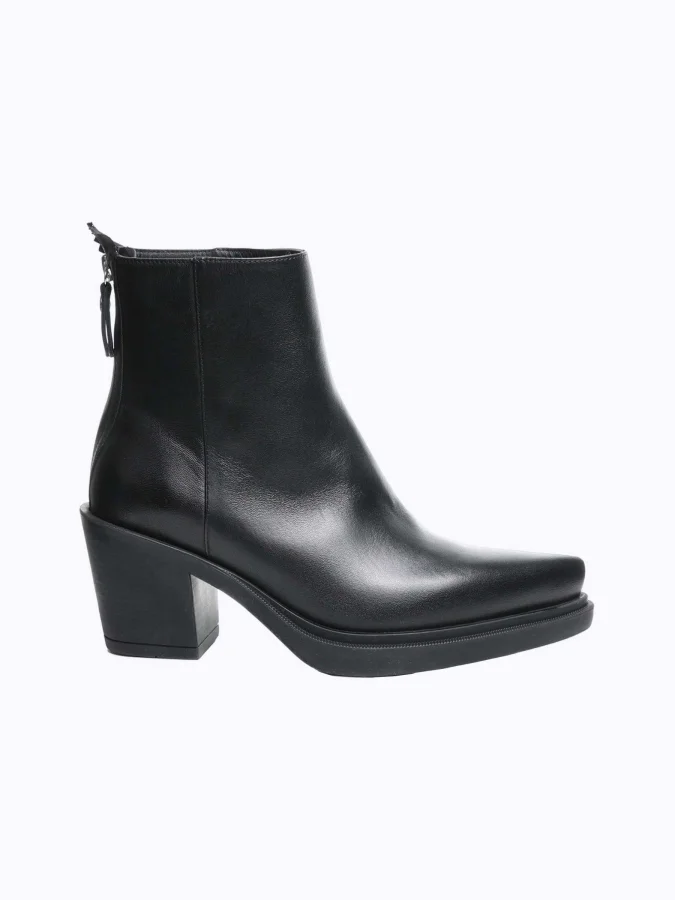 AGL - SELENA LOWBOOT