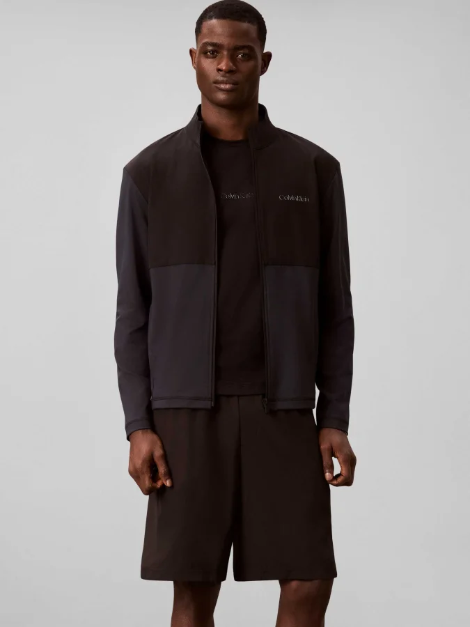 Calvin Klein Sport - 9 IN...