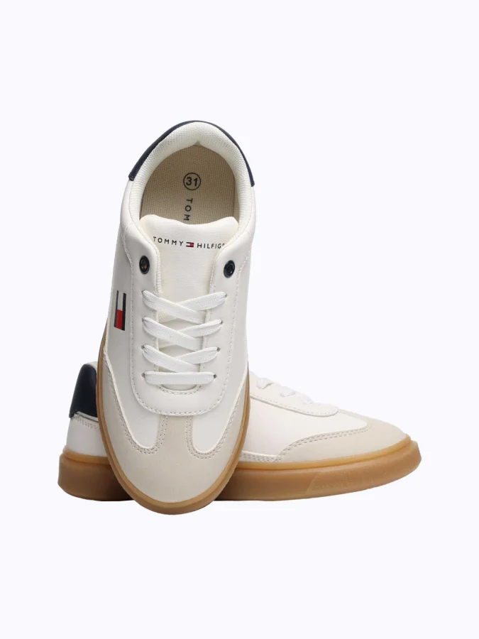 Tommy Hilfiger 2