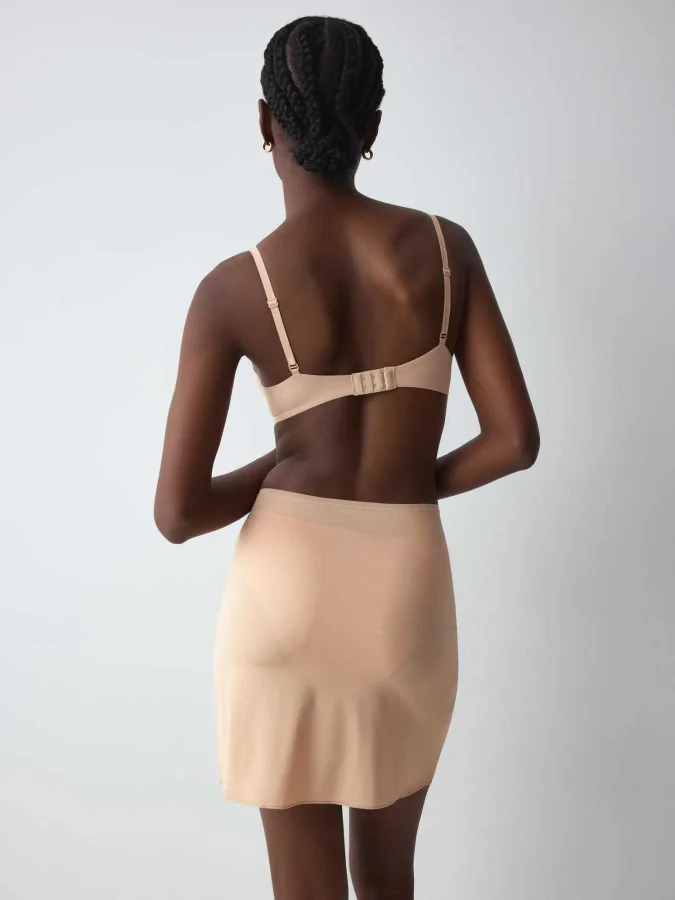 Triumph - Body Make-Up T... 2
