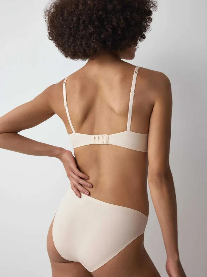 Triumph - Body Make-Up... 2