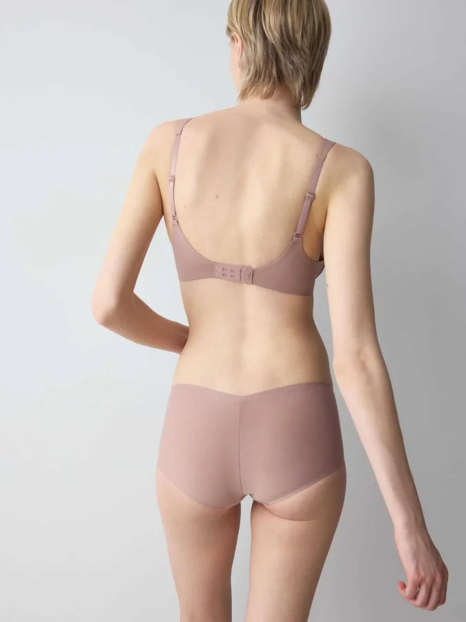 Triumph - Body Make-Up... 2