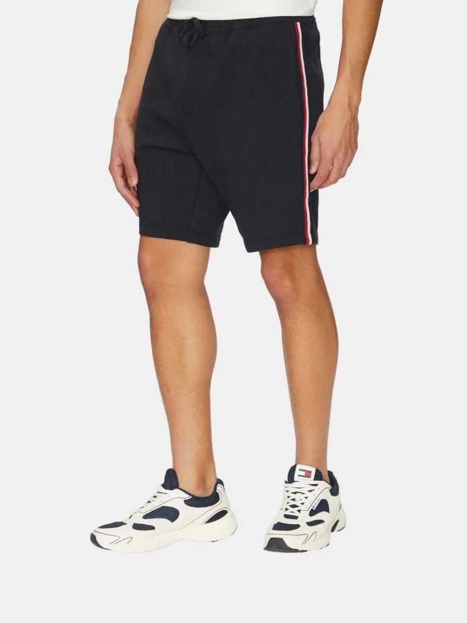 Tommy Hilfiger - GLOBAL...