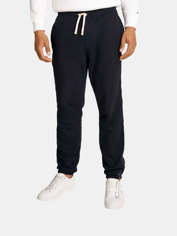 Tommy Hilfiger - GLOBAL...